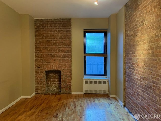 Building Photo - 36 West 35th Street