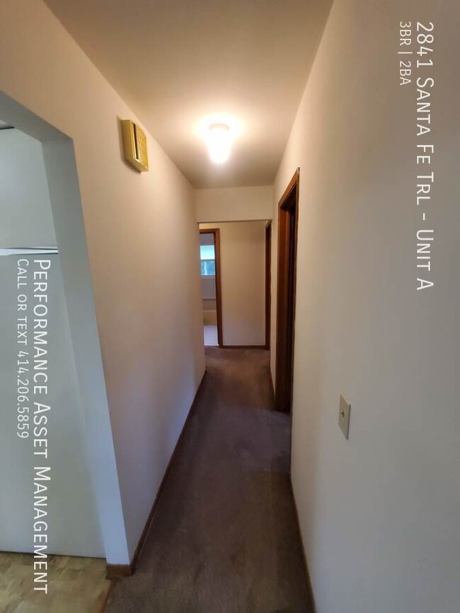 Foto del edificio - Charming 3 bedroom-Lower Unit in Racine