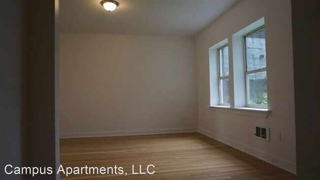 Building Photo - 4210 Brooklyn Ave NE