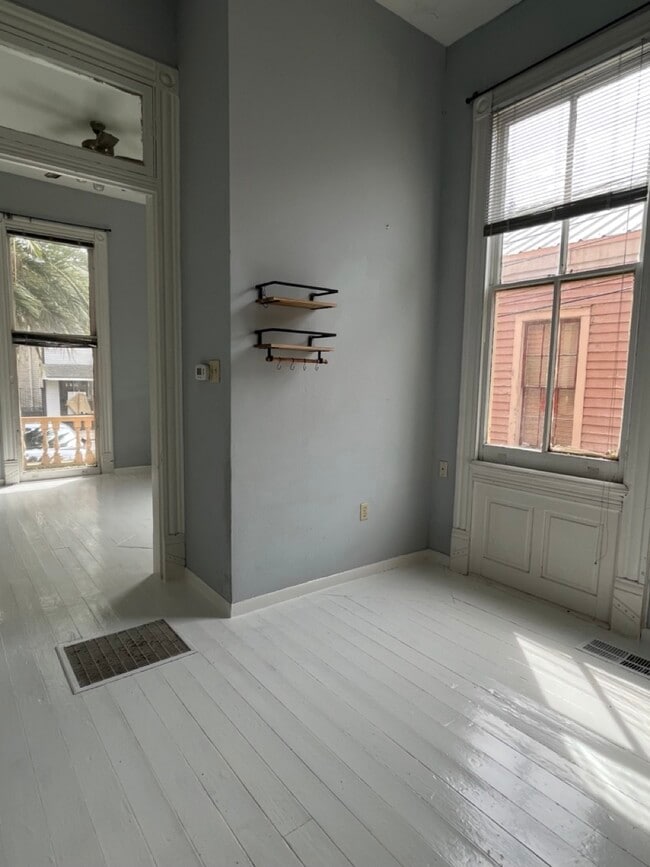 Open area in room two - 5941 Magazine St