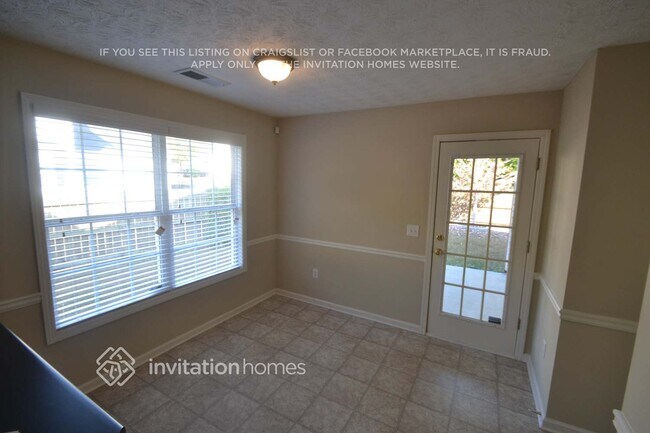 Building Photo - 1427 Webb Creek Cir