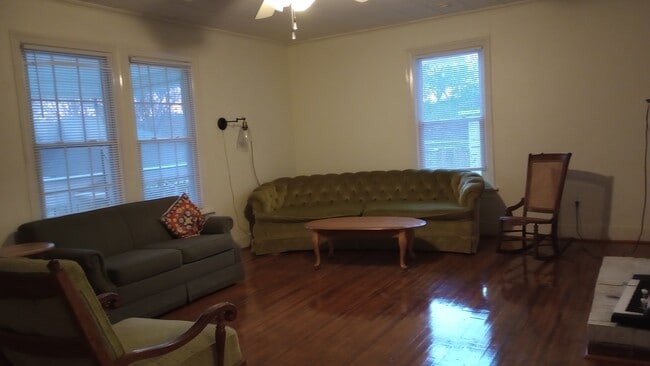 Photo - 25 2nd St House