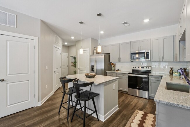 Foto del edificio - Founders Pointe Apartments