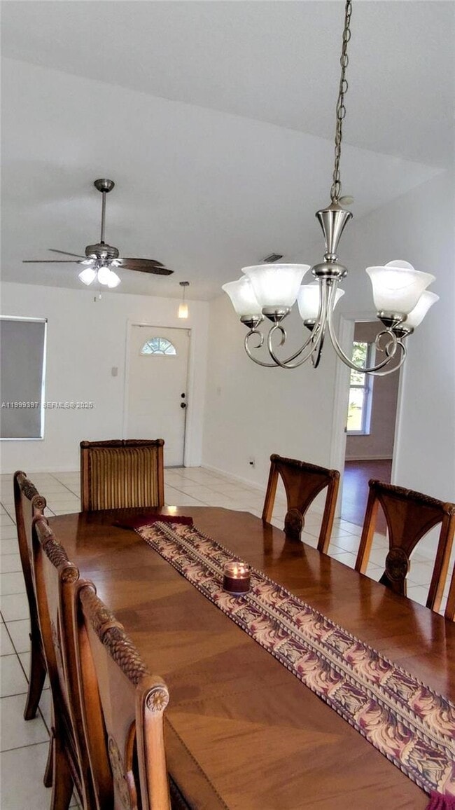 Foto del edificio - 15780 62nd Pl N