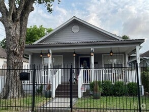 Building Photo - 4304 Garrow St