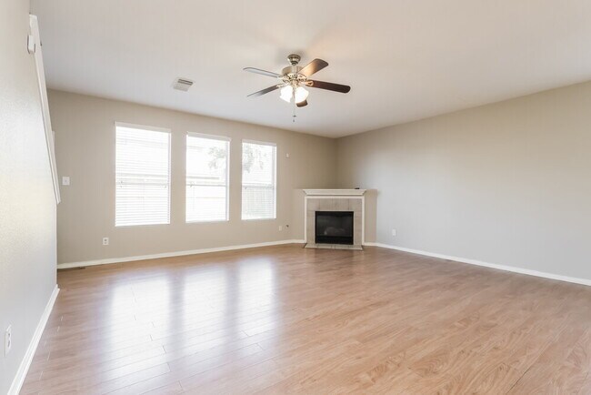Building Photo - 12131 English Brook Cir