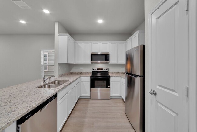 Building Photo - 7356 Misty Ridge Dr