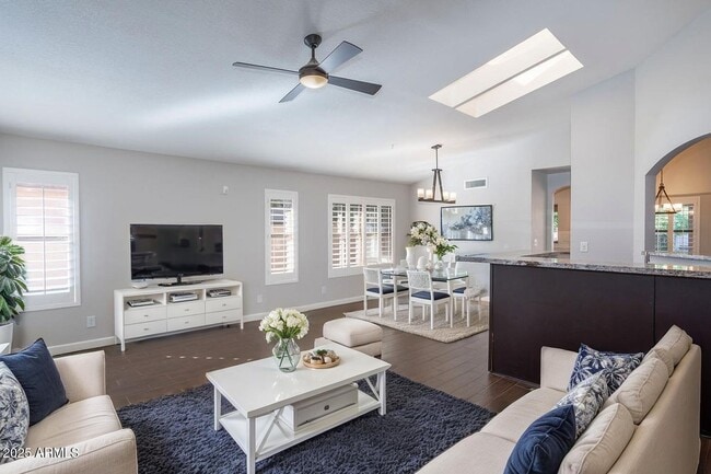 Foto del edificio - 5132 E Grandview Rd