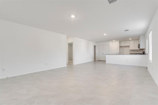 Foto del edificio - 8721 Whistling Duck Dr