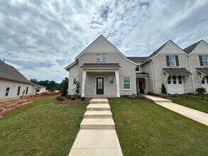 Building Photo - 1742 Woodland Pnes Ln