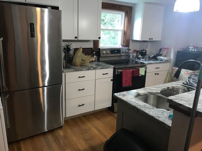 Photo - 1277 Southampton Rd Apartment