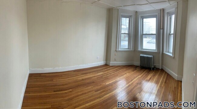 Building Photo - 1175 Boylston St