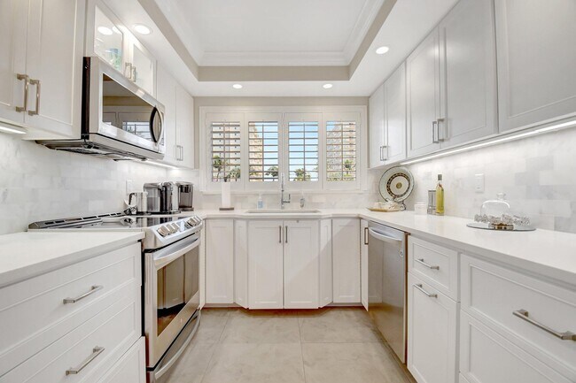 Foto del edificio - 3224 S Ocean Blvd