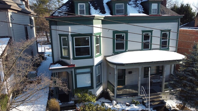 Building Photo - 113 Meade Ave