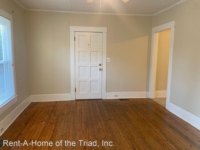 Building Photo - 1 br, 1 bath House - 910 Lexington Avenue ...