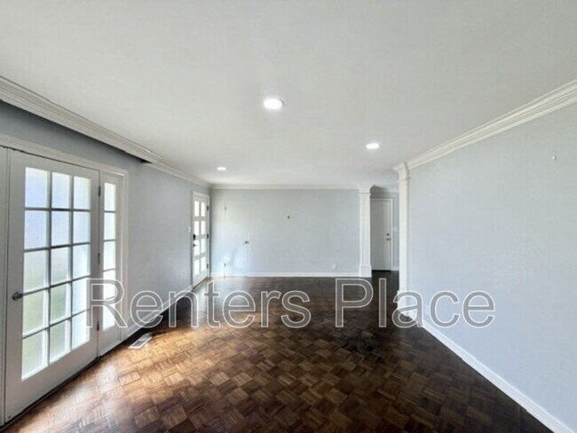 Foto del edificio - 5329 E 17th St