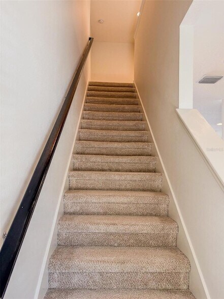 Foto del edificio - 7079 Woodchase Glen Dr