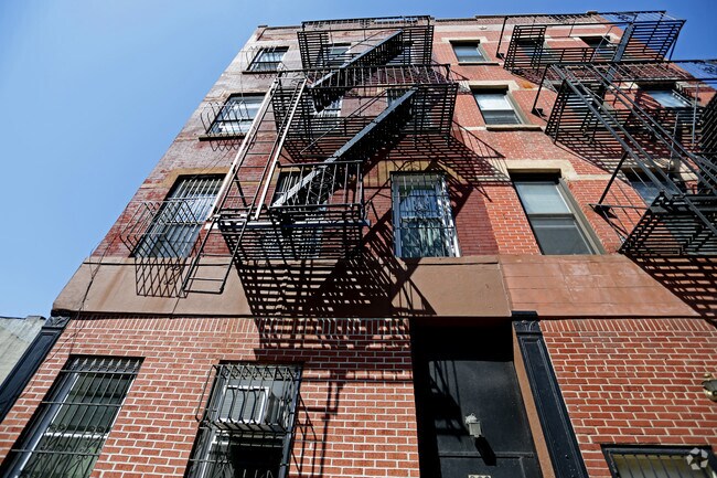 Foto del edificio - 230 Smith St