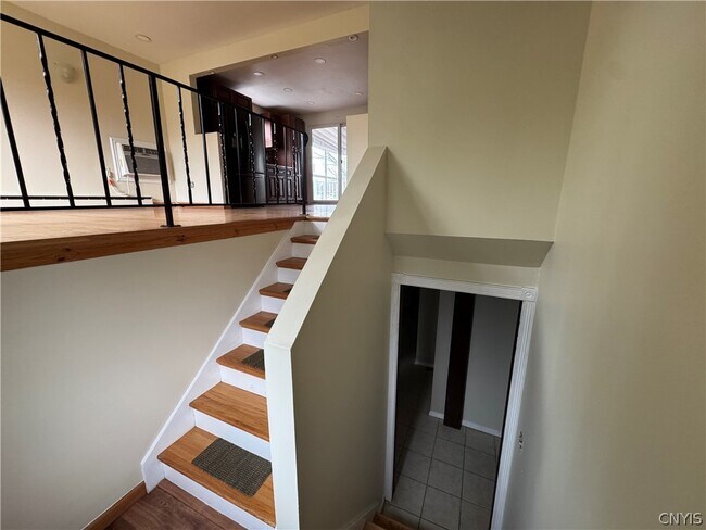 Foto del edificio - 4748 Haverton Ln