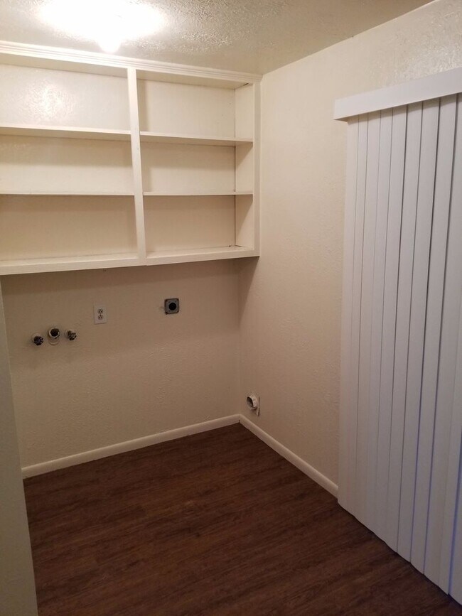 Foto del edificio - College Station - 2 Bedrooms - 1 Bath - La...