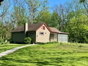 Building Photo - 244 Old Pawling Rd