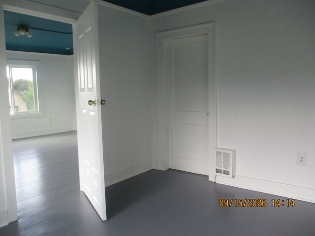 Building Photo - 212 N C St