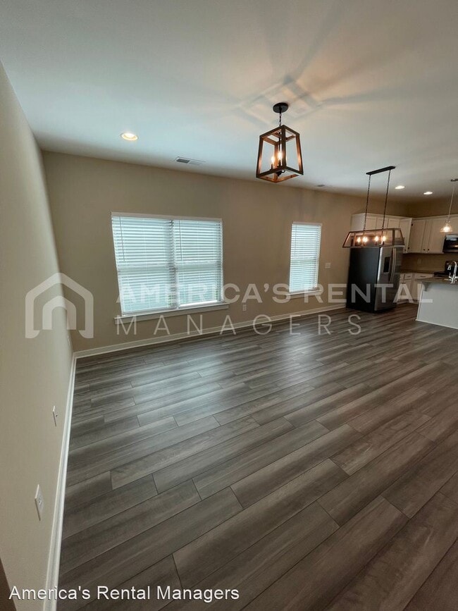 Building Photo - 4 br, 2 bath House - 73 River Birch Lane