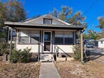 Primary Photo - 807 E 10th St
