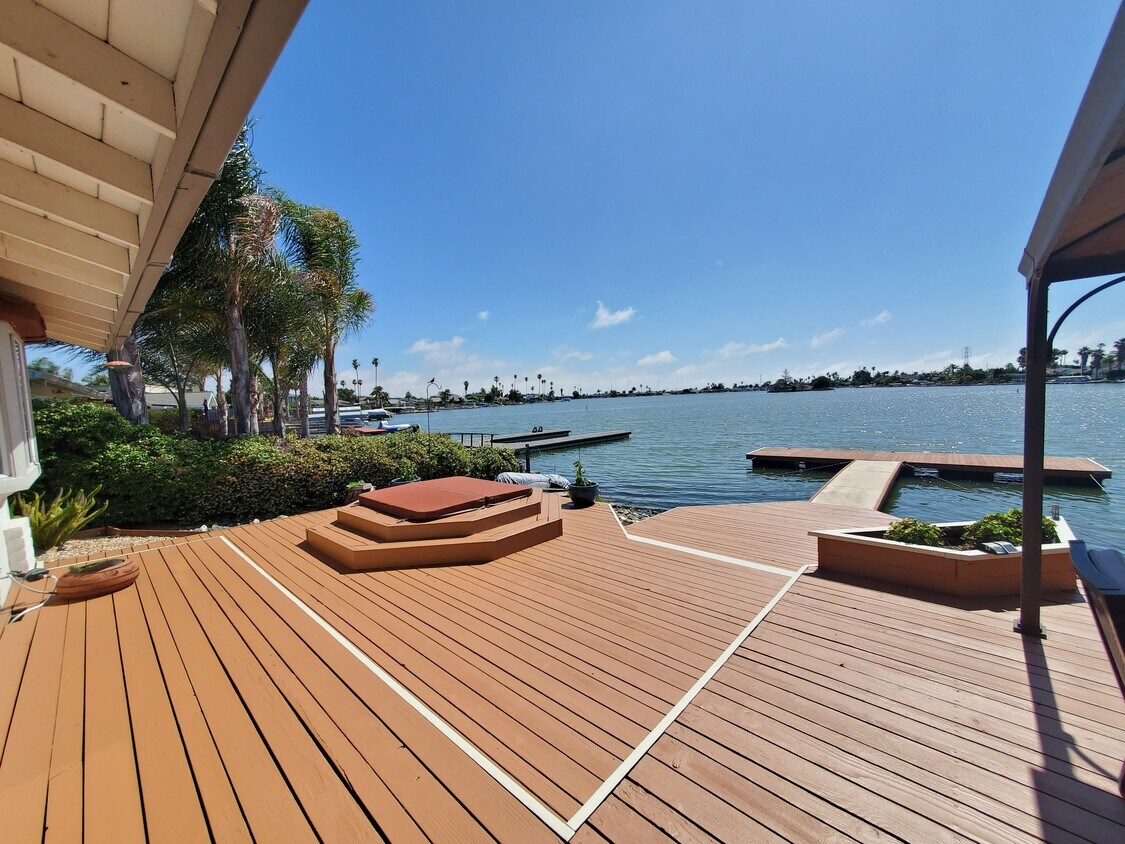 Primary Photo - 132 Caribe Isle
