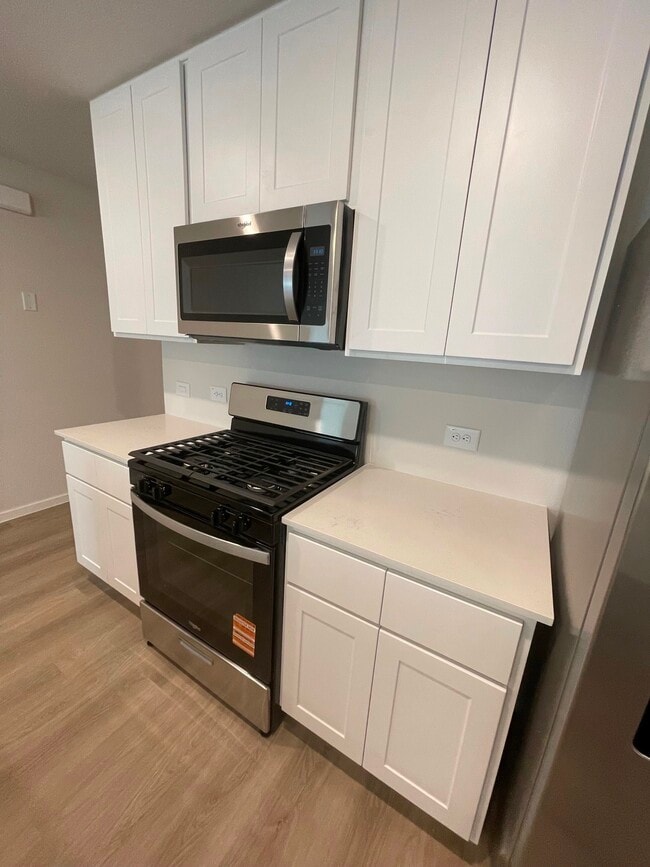 Building Photo - 12164 Lexington Heights Dr