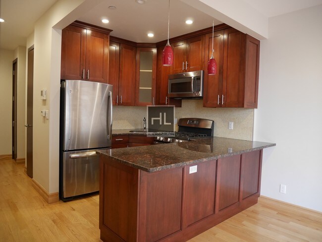Foto del edificio - 165 Nassau Ave