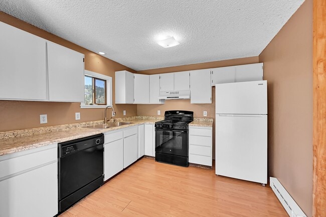 Photo - 26147 South End Rd Townhome