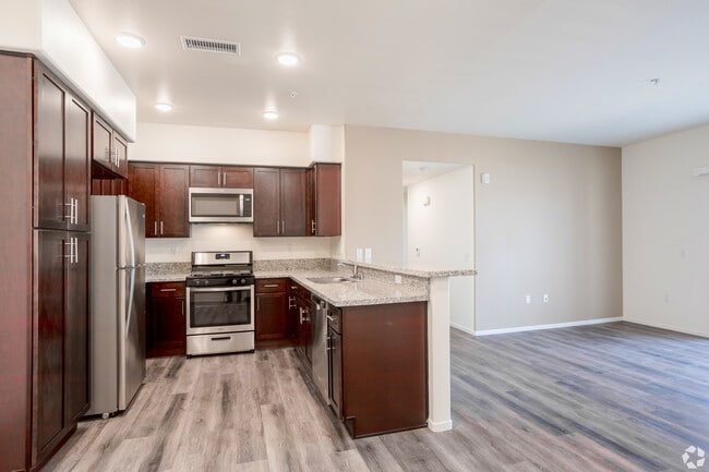 Building Photo - Turtle Creek Apartments