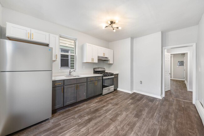 Building Photo - 105 Rose Ter