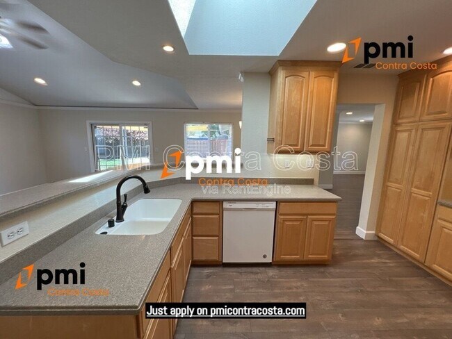 Foto del edificio - 194 Cynthia Dr