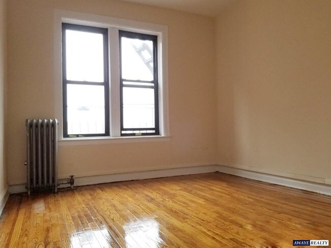 Building Photo - 50 East 18th Street