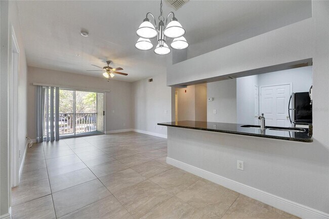 Open kitchen - 13016 Sanctuary Cove Dr
