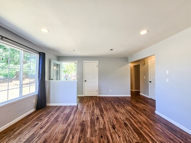 Building Photo - 2BD Rambler in LSSD