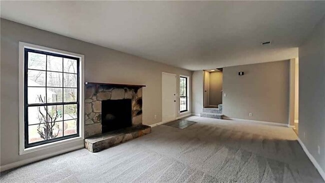 Photo - 1386 Williamsburg Ln House