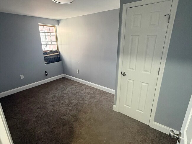 Foto del edificio - 409 Jefferson Ave