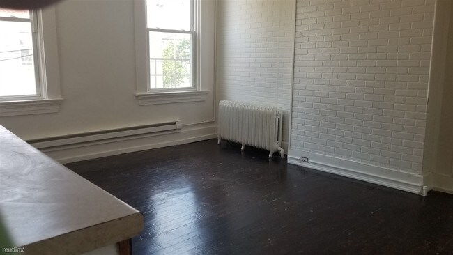 Foto del edificio - 401 E 16th St