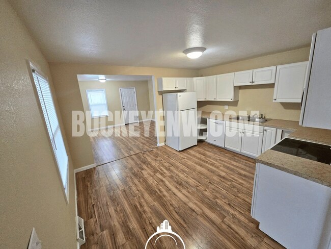 Foto del edificio - 3725 Terrace Dr