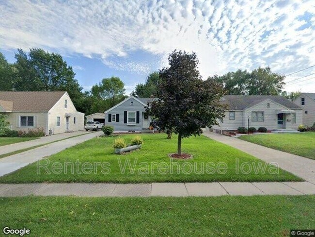 Building Photo - 1443 E Jefferson Ave