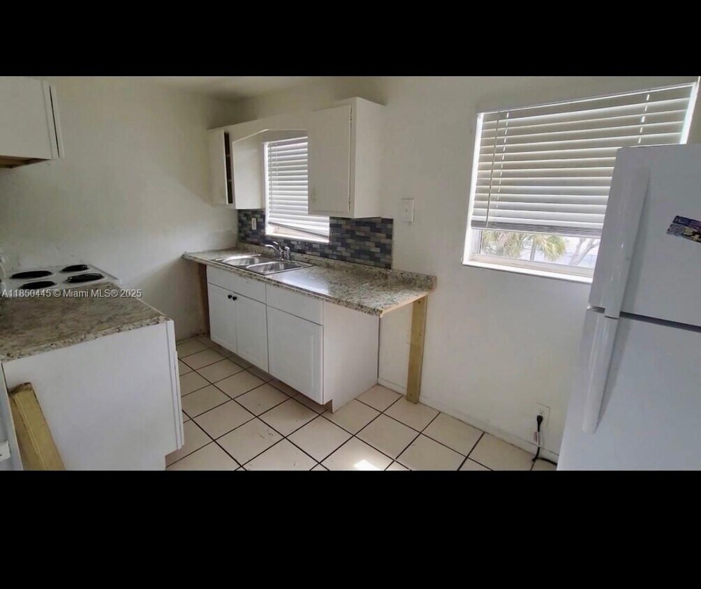 Foto del edificio - 2151 NW 7th St