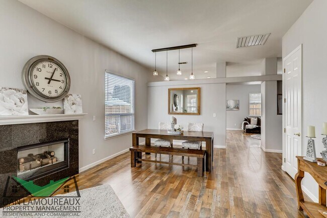 Foto del edificio - 3 bedroom 2 bath *** FOR RENT ***