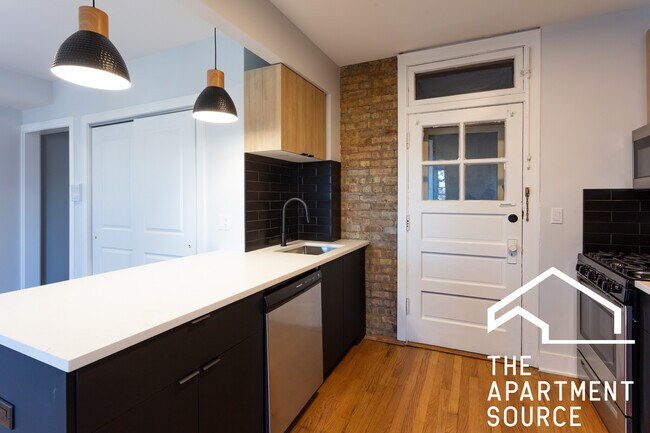 Building Photo - 4120 N Keeler Ave