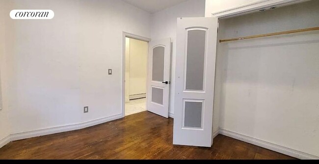 Foto del edificio - 2478 Elm Pl