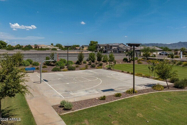 Building Photo - 5831 W Encinas Ln