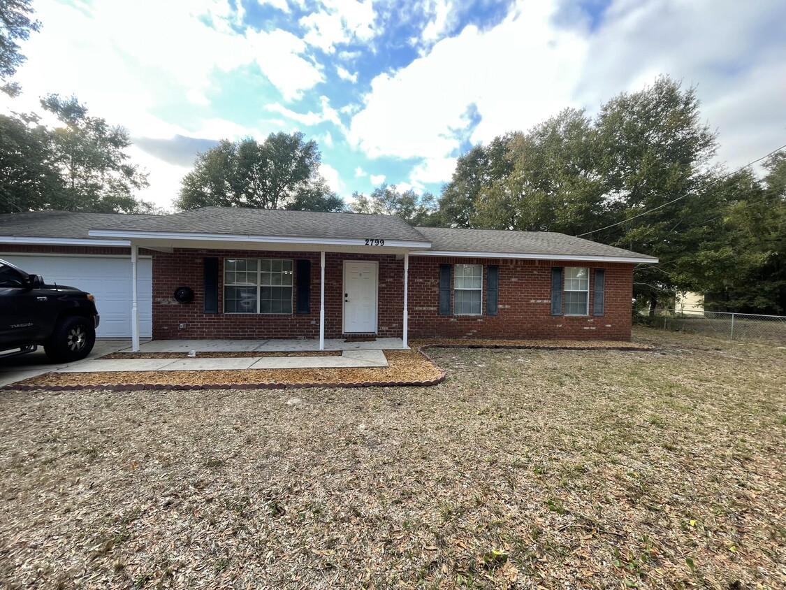 Foto principal - 2799 Braswell St