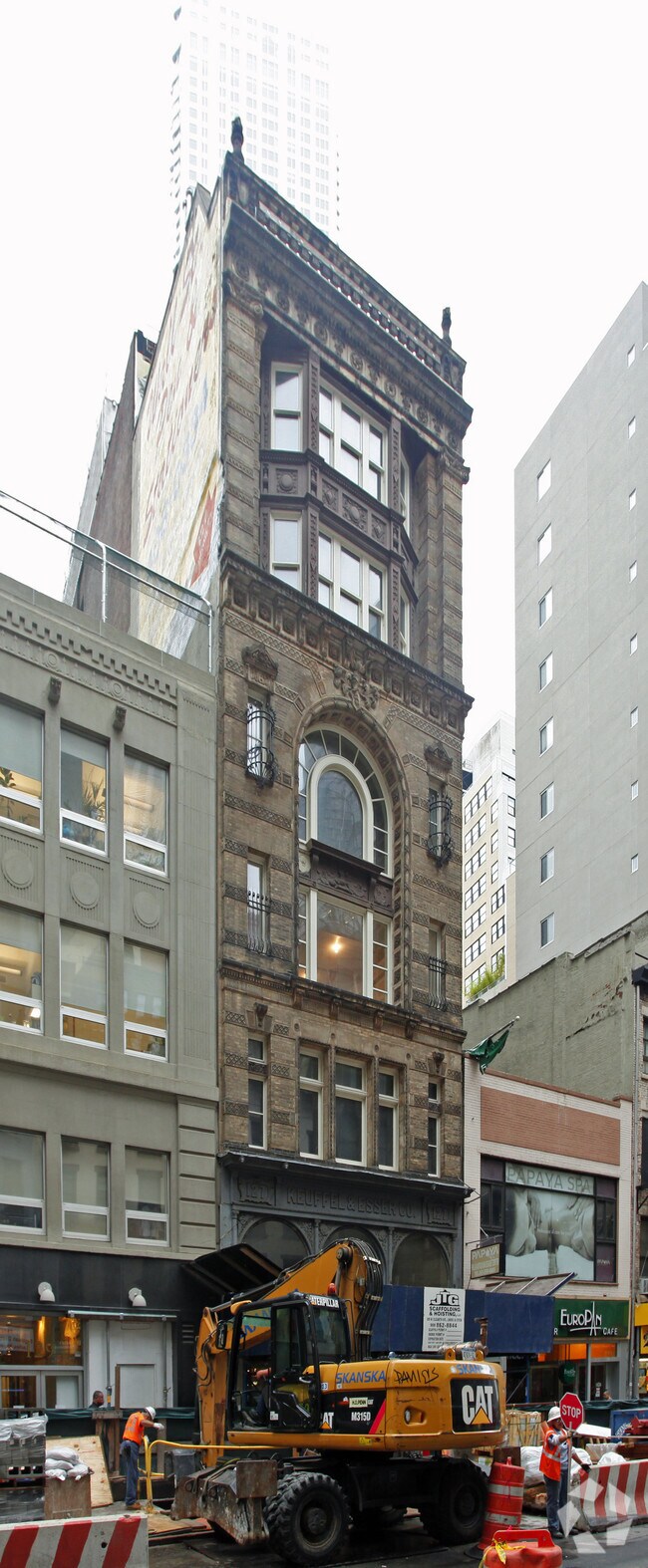 Foto del edificio - 127 Fulton St